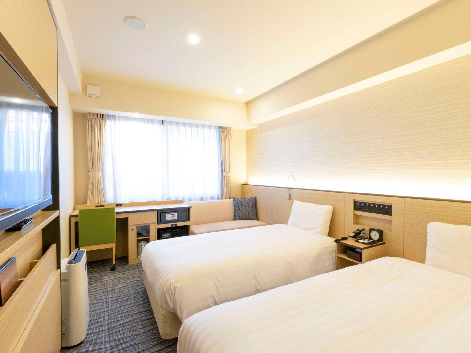 Comfort Shijokarasuma 京都